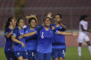 GUATEMALA VENCE 4 - 0 A HONDURAS EN EL CLASIFICATORIO DE UNCAF