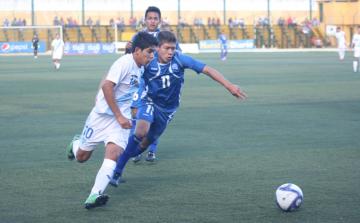 SUB 17 GUATEMALA CAYO ANTE EL SALVADOR EN EL JUEGO DE IDA DEL REPECHAJE DE UNCAF