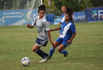 FOGUEO INTERNACIONAL / SELECCIÓN SUB 20 FEMENINA CAYO EN JUEGO DE PREPARACION