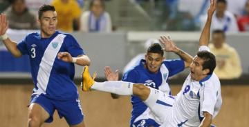 Disputado empate sin goles entre El Salvador y Guatemala