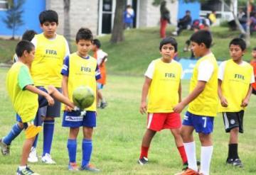 FEDEFUT INICIA ESCUELA DE FORMACION  PARA NIÑOS NACIDOS EN EL AÑO 2001, 2002 y 2003